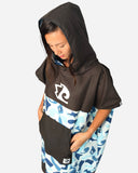 Women’s Blue Surf Poncho - Stylish and Functional Beach Changing Robe